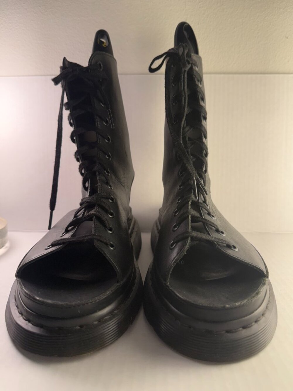 DR. MARTENS BERNADETTE 12-EYE OPEN TOE LACE UP BOOT SANDALS